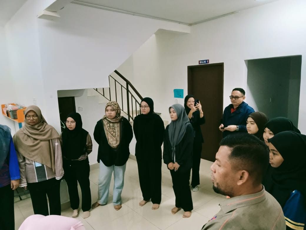 KUNJUNGAN ZIARAH YBHG. DATO' HAJI ADHAN BIN KECIK AHLI LPU KE PPS